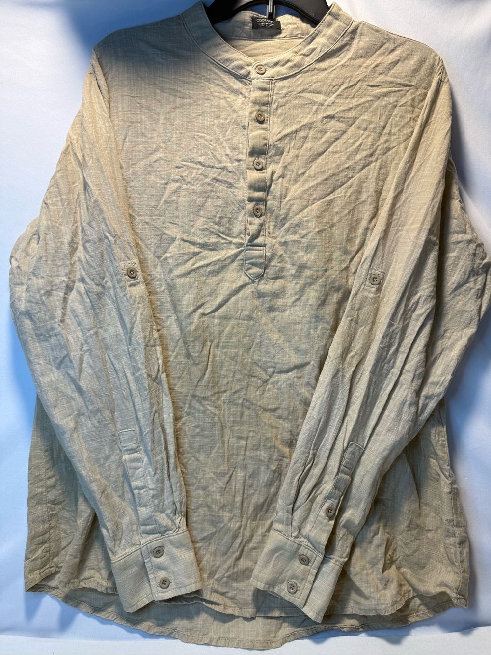 Coofandy Men's Beige Long-Sleeve Henley Shirt. Size Large